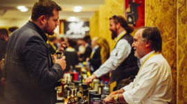 Świat whisky zagości w Trójmieście Hobby, - Ponad 100 różnych gatunków whisky z kilkunastu krajów, krajowe premiery zagranicznych nowości, a także sesje master class oraz szkolenie dotyczące inwestowania w bursztynowy trunek - pierwsza edycja Whisky Live Sopot przed nami.