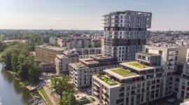 Zobacz Wrocław z wyjątkowej perspektywy Hobby, - Chcesz być jedną z pierwszych osób, które zobaczą i sfotografują Wrocław, a zwłaszcza Przedmieście Oławskie z perspektywy 17. piętra? Świętuj Dzień Trójkąta i ruszaj na sam szczyt właśnie ukończonej wieży Angel River.