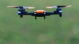 Jakiego drona wybrać na początek do nauki latania?