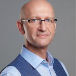 8 korzyści stosowania technologii RFID w handlu – czy znasz je wszystkie?